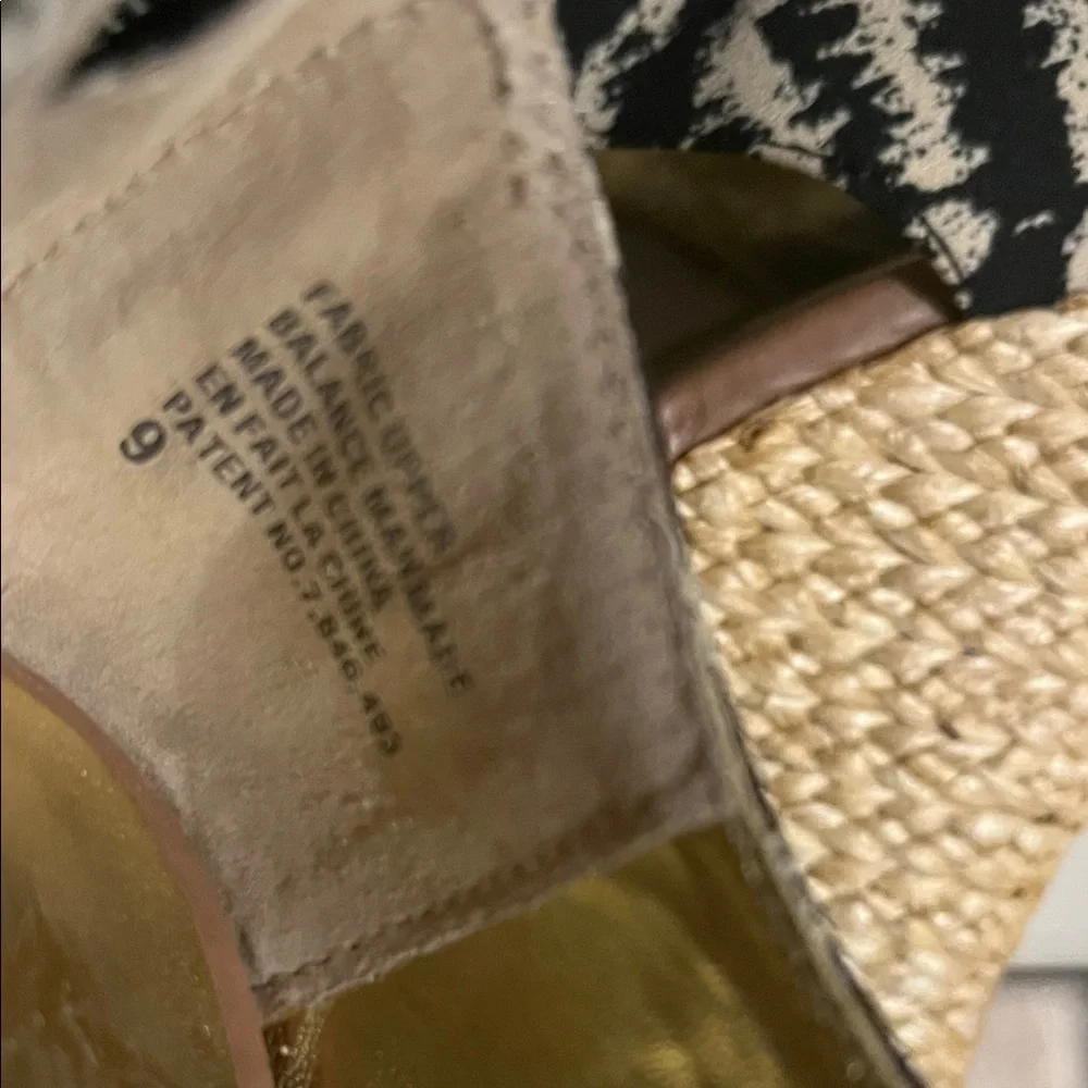Seychelles Black and‎ Cream Wedges